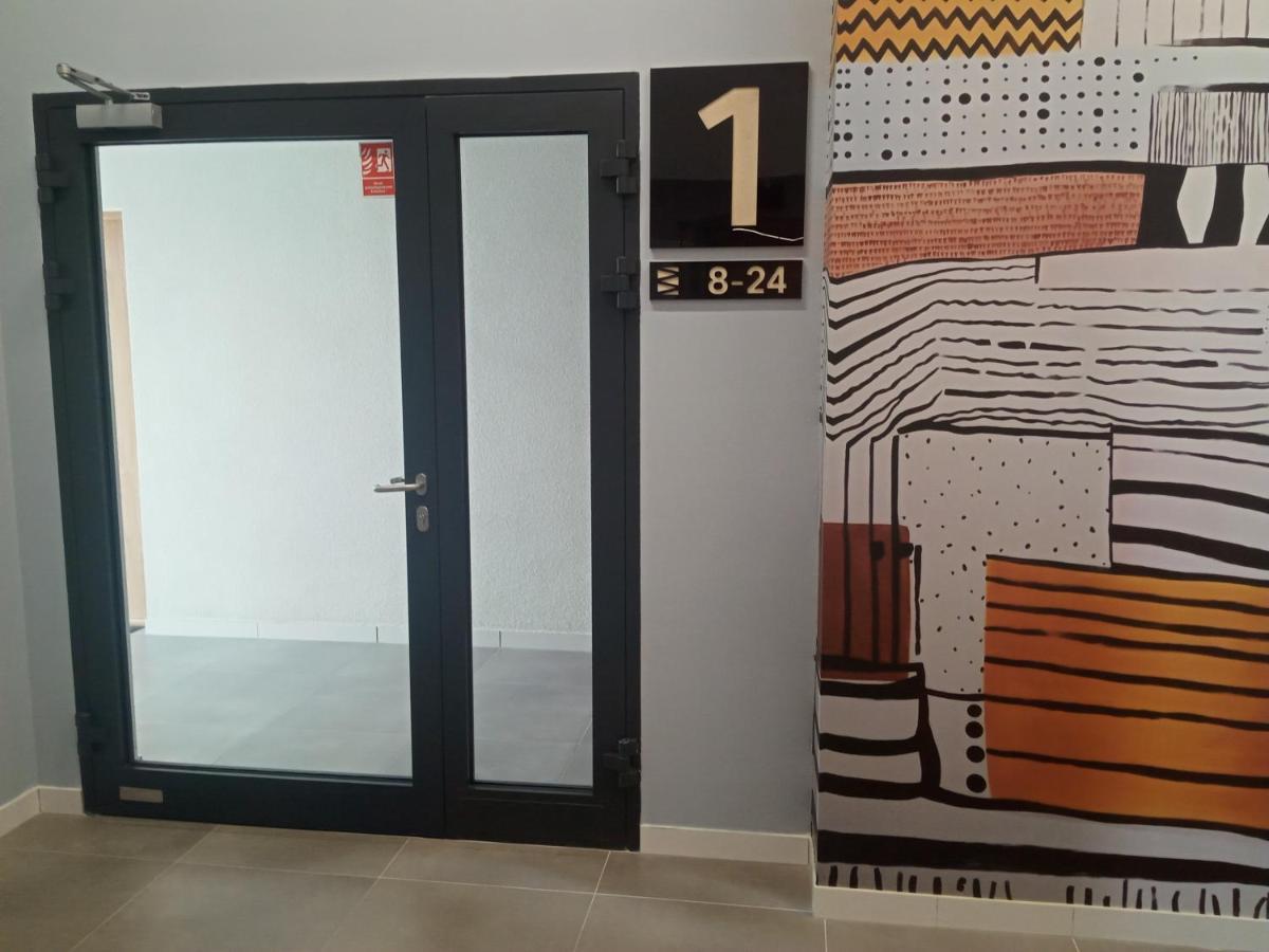 Wroclove Airport Loft Breslávia Exterior foto
